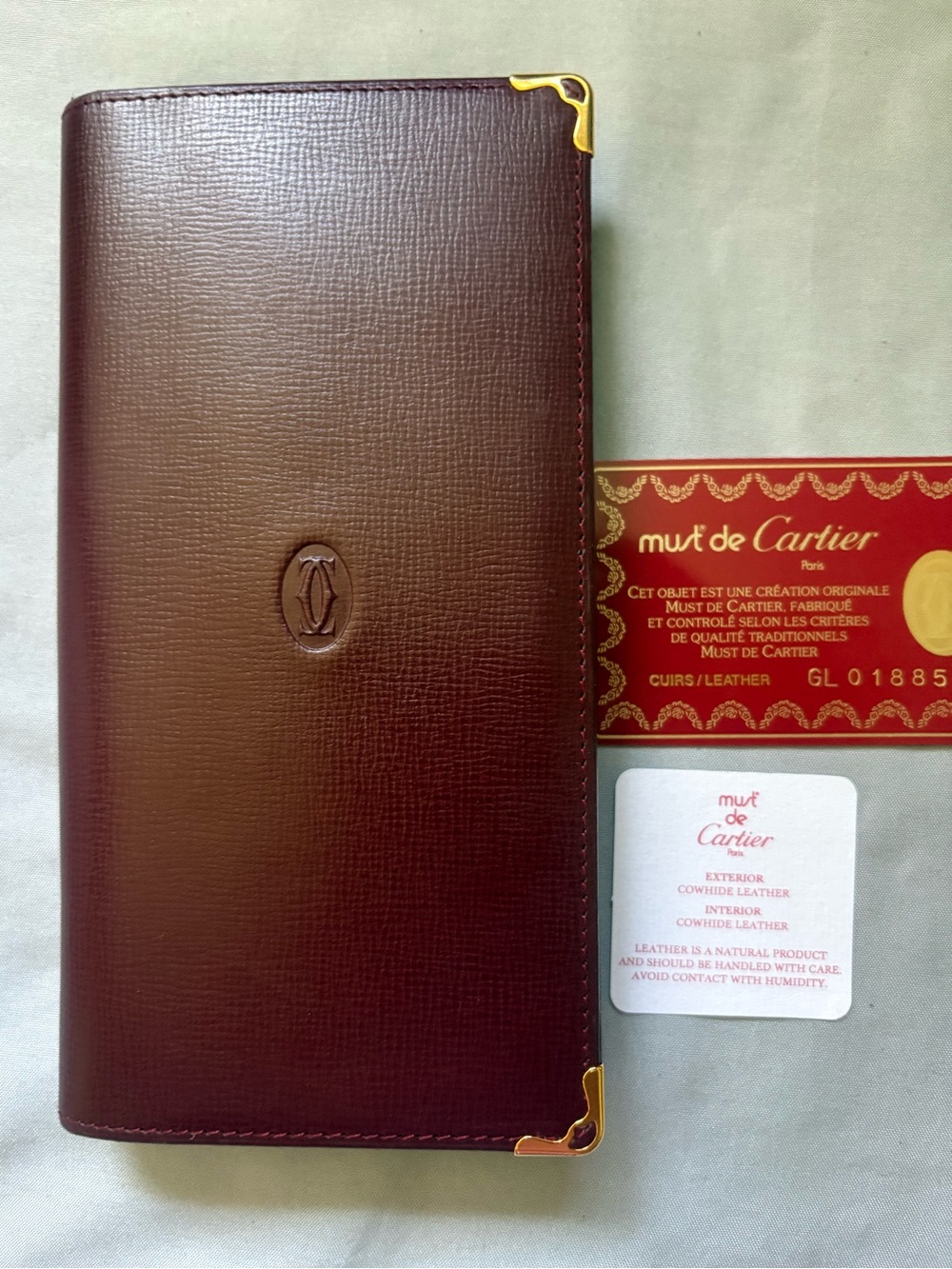 Authentic Must de Cartier Paris Leather Wallet W/COA